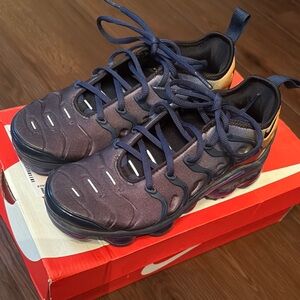 Nike Air VaporMax Plus Sneakers